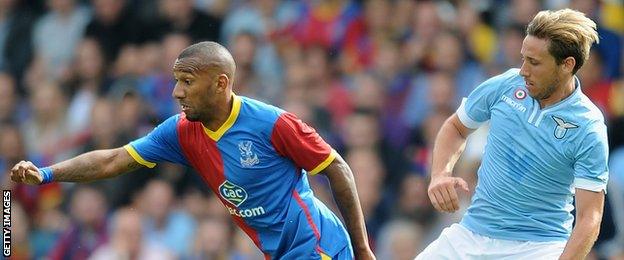 Elliot Grandin playing for Crystal Palace against Lazio in a friendly