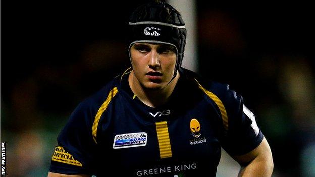 Joe Morris in action for Worcester Warriors