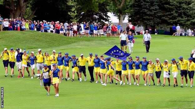 European team on 16th fairway