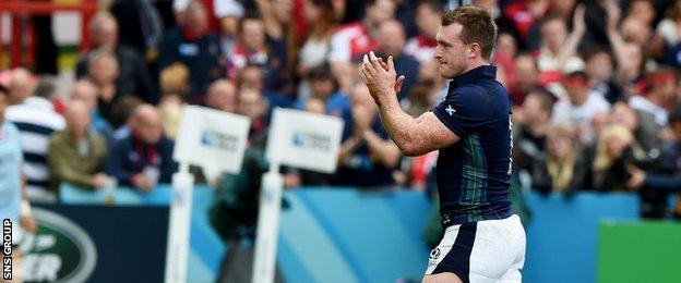 Stuart Hogg applauds Scotland fans