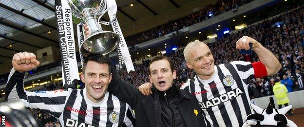 St Mirren's Stephen Thompson, Danny Lennon and Jim Goodwin celebrate