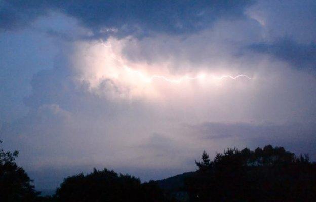 Buxton, Derbyshire, at about 23:00 BST on Wednesday