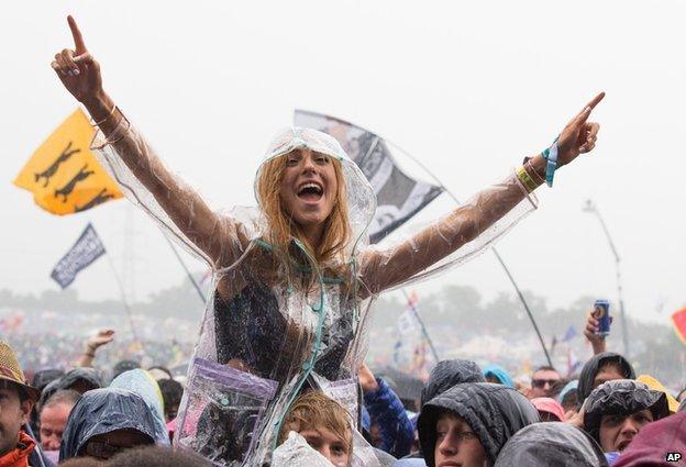 Glastonbury crowds