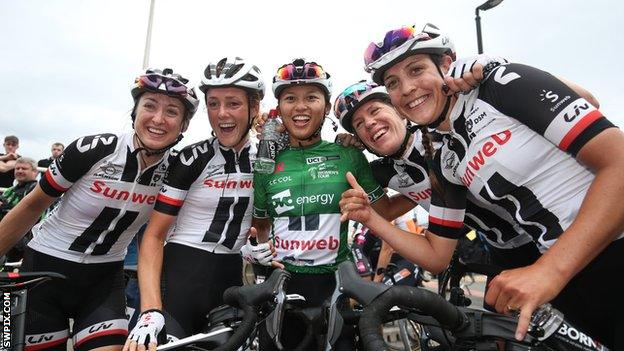 Coryn Rivera celebrates her win with Team Sunweb team-mates