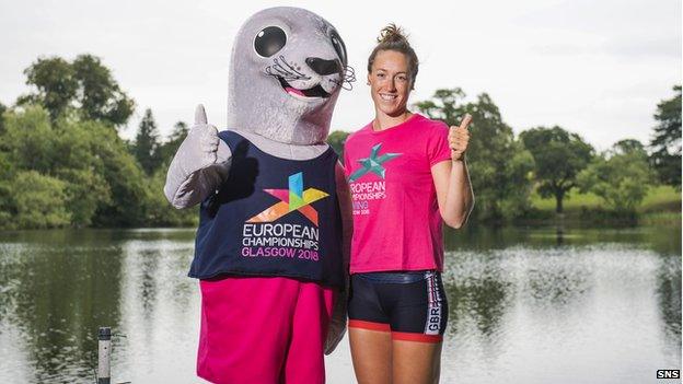 Glasgow 2018 mascot Bonnie the Seal and Karen Bennett