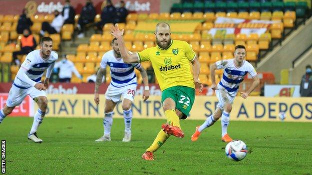 Teemu Pukki scores a penalty for Norwich City