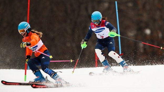 Menna Fitzpatrick and her guide Jen Kehoe in action at the Paralympics