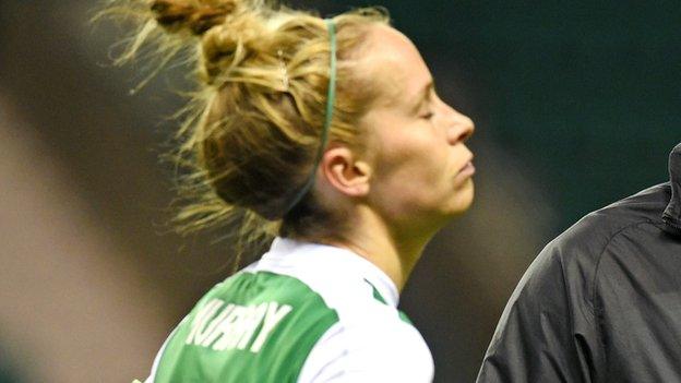 Hibs captain Joelle Murray