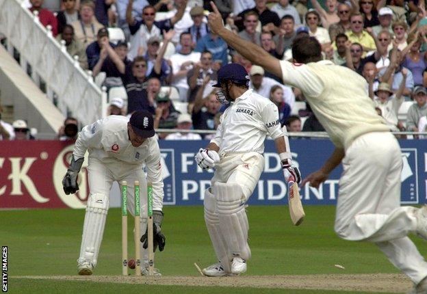 Michael Vaughan bowls Sachin Tendulkar