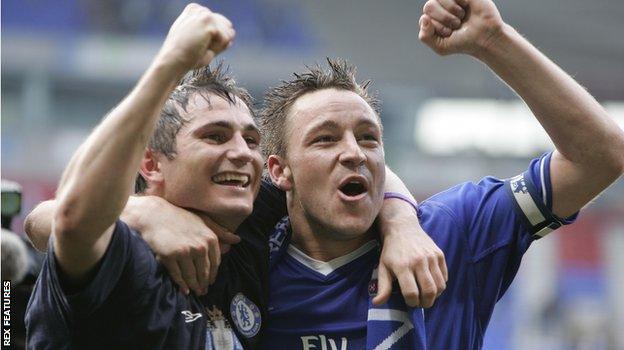 Frank Lampard and John Terry celebrate Chelsea's first ever Premier League title in 2005