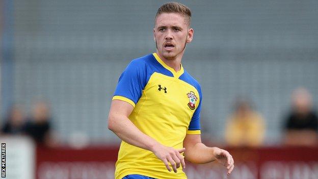 Harry Hamblin in action for Southampton