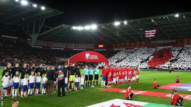 Wales v Serbia poppies