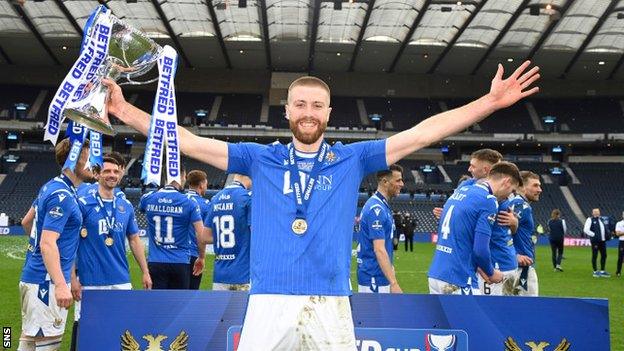 St Johnstone's Shaun Rooney with the Scottish League Cup