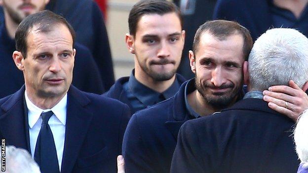 Juventus manager Max Allegri and defender Giorgio Chiellini