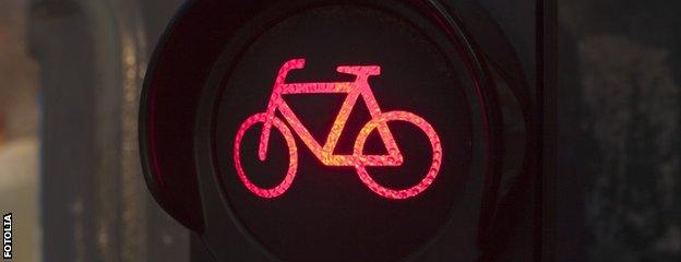 Traffic light for cyclists