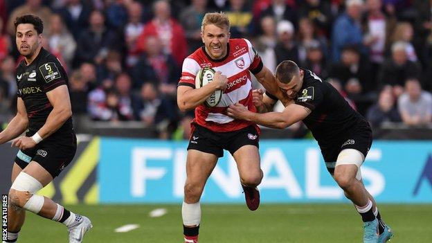 Chris Harris playing for Gloucester against Saracens