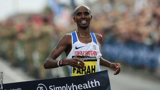 Mo Farah in the Great North Run