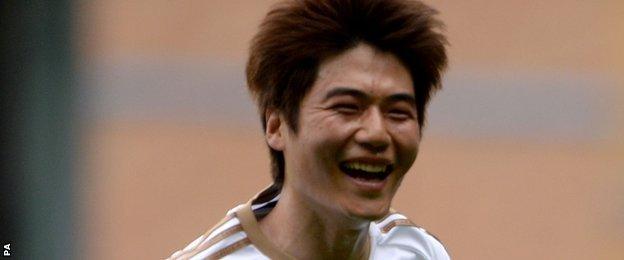 Swansea midfielder Ki Sung-yueng