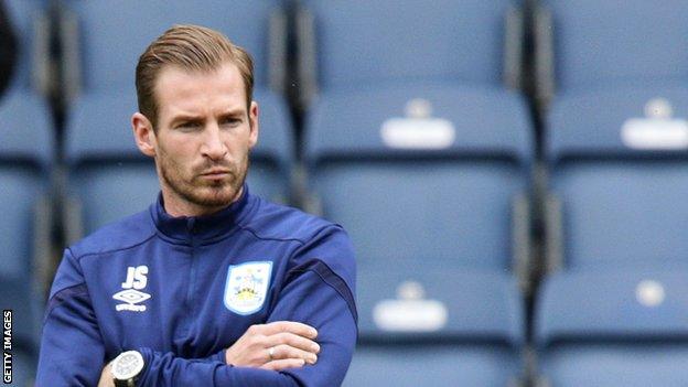 Jan Siewert has won just one of his 18 games in charge of Huddersfield Town