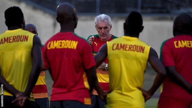Cameroon coach Hugo Broos stands united with his players and staff