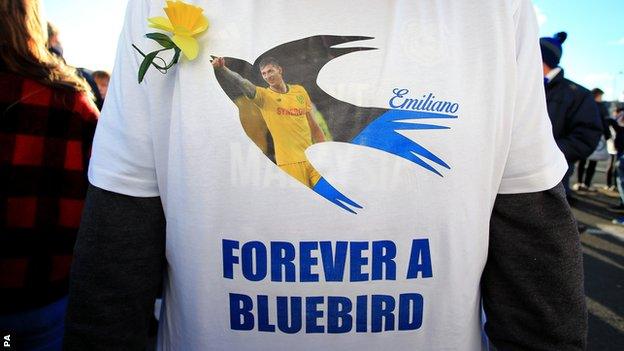 Some fans wore T-shirts pointing to Sala and Cardiff's nickname