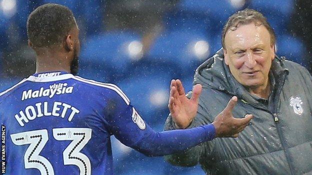 Neil Warnock with Junior Hoilett