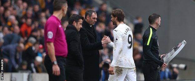 Fernando Llorente and Paul Clement