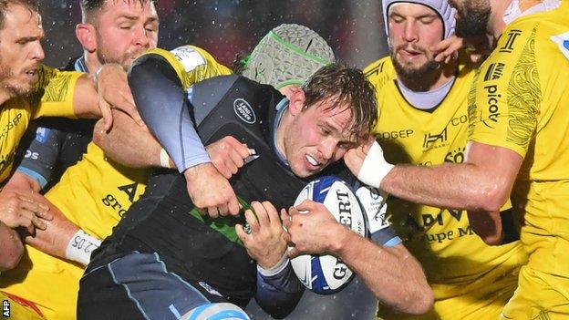 Jonny Gray in action for Glasgow