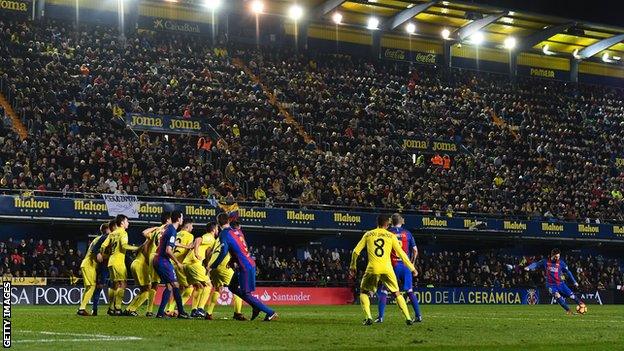 Lionel Messi equalises for Barcelona against Villarreal