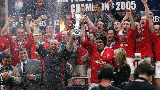 Wales celebrate their 2005 Grand Slam