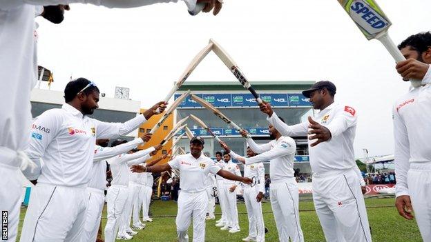 Rangana Herath guard of honour