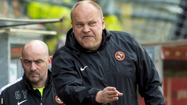 Dundee United manager Mixu Paatelainen