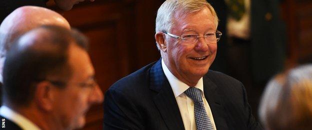 Sir Alex Ferguson's attends Queen's Park's celebration dinner