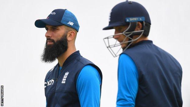 Moeen Ali and Joe Root