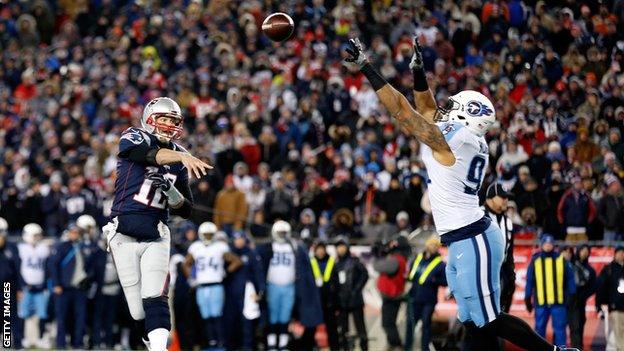 Tom Brady throws during New England Patriots' win over Tennessee Titans