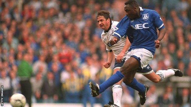 Daniel Amokachi in action for Everton against Tottenham