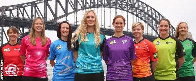 Sarah Elliott, Ellyse Perry, Megan Schutt, Holly Ferling, Julie Hunter, Jess Cameron, Rene Farrell, Meg Lanning