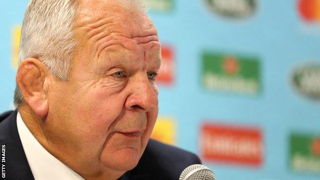 Bill Beaumont