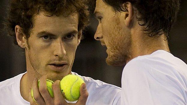 Andy Murray (left) and Jamie Murray