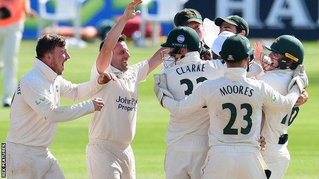 Nottinghamshire celebrate a wicket