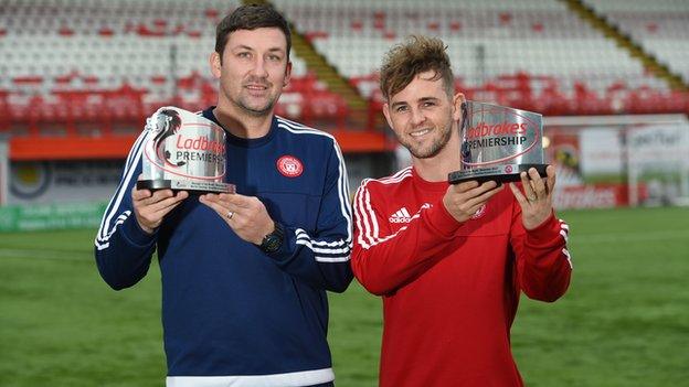 Hamilton Academical manager Martin Canning and attacker David Templeton with the Scottish Premiership monthly awards for November 2017