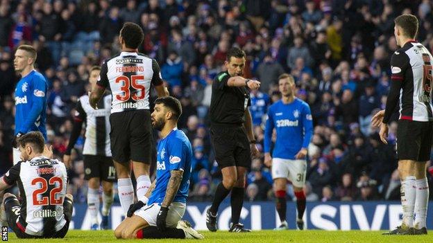 Referee Andrew Dallas