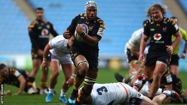 Wasps number eight Nizaam Carr