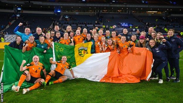 Republic of Ireland celebrate World Cup qualification