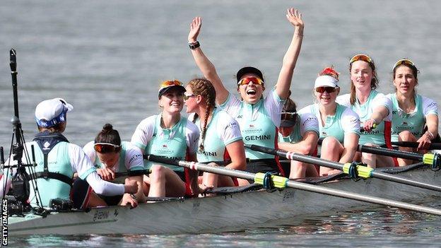 Cambridge win the women's boat race 2022