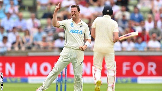 Matt Henry celebrates taking a wicket for New Zealand