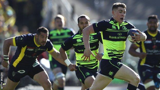 Garry Ringrose goes over for Leinster