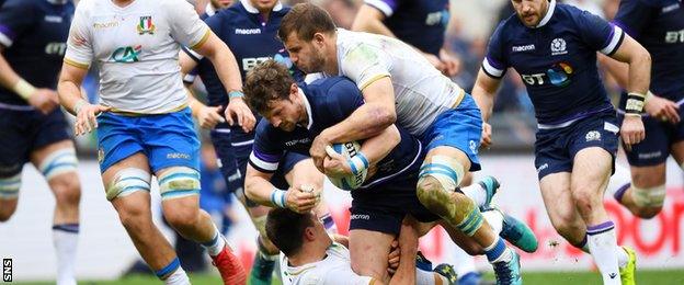 Peter Horne carries for Scotland