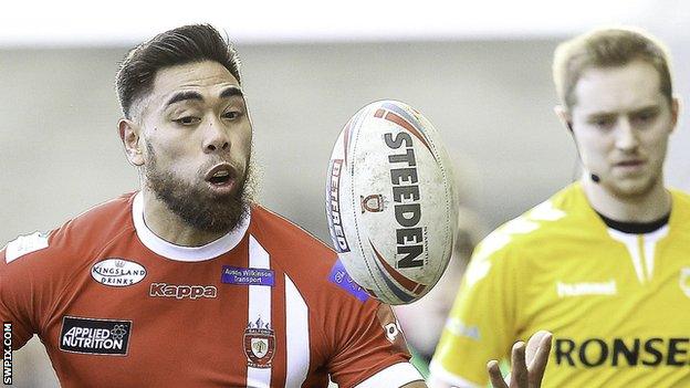 Salford winger Ken Sio played for Hull Kingston Rovers in the 2015 and 2016 Super League seasons