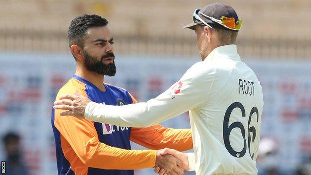 India captain Virat Kohli and England skipper Joe Root shake hands